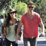 Robin Thicke y Paula Patton después de votar