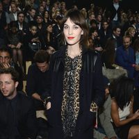 Alexa Chung en el front row del Victoria's Secret Fashion Show 2012