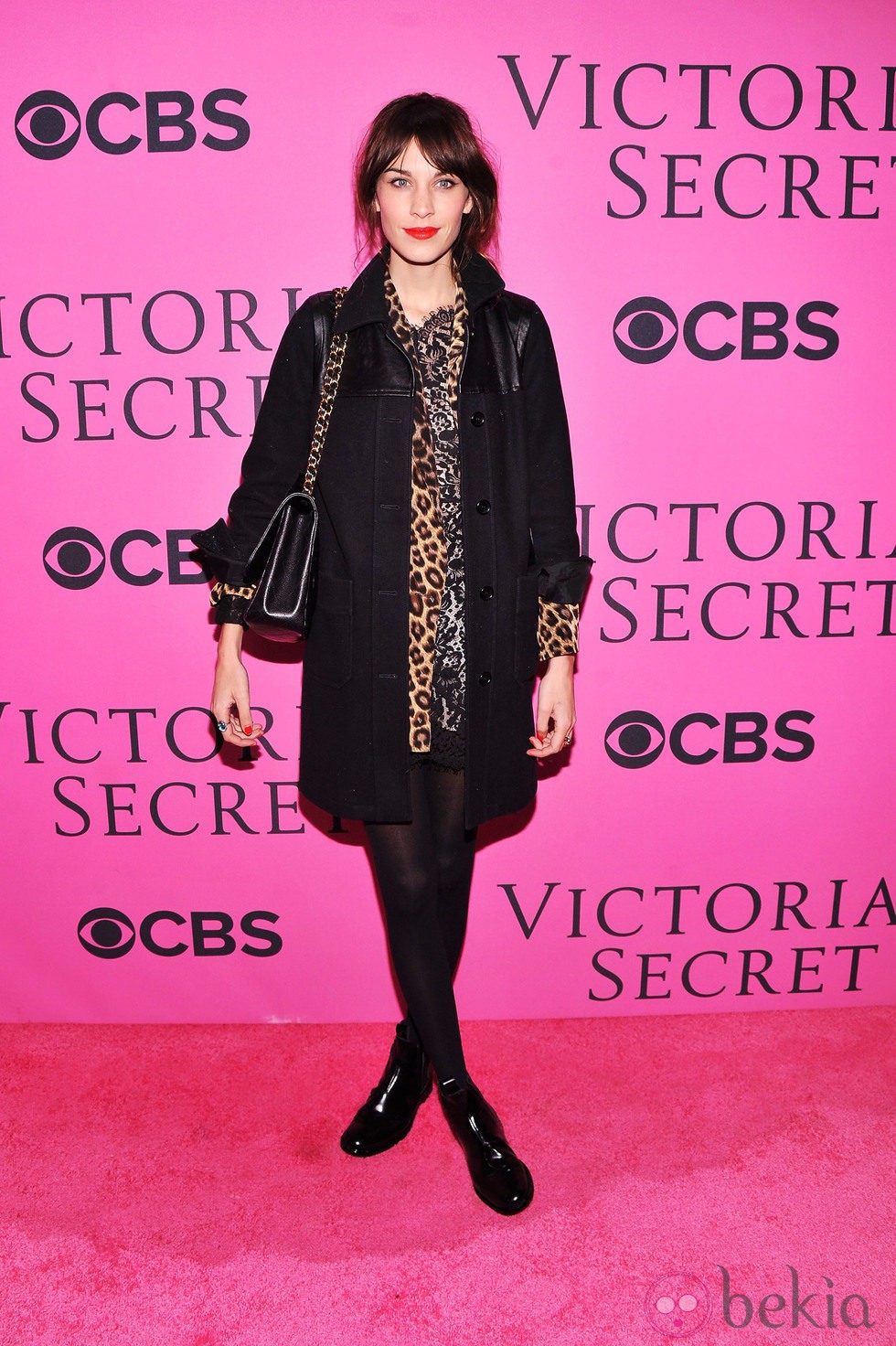 Alexa Chung en el Victoria's Secret Fashion Show 2012