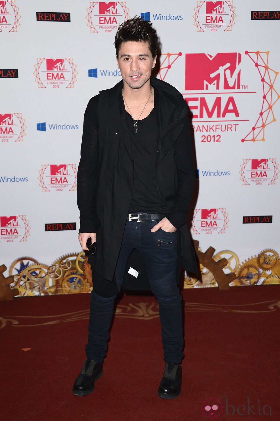 Dima Bilan en la alfombra roja de los MTV EMA 2012