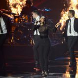 Alicia Keys durante su actuación en los MTV Europe Music Awards 2012