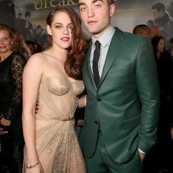 Kristen Stewart y Robert Pattinson estrenan 'Amanecer. Parte 2' en Los Ángeles