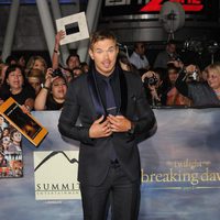 Kellan Lutz en el estreno de la película 'Amanecer. Parte 2' en Los Ángeles