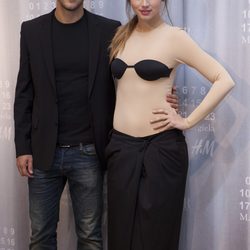 Ana de Armas y Marc Clotet en la fiesta de Maison Martin Margiela y H&M