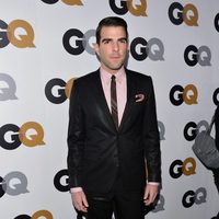 Zachary Quinto en la fiesta GQ Hombres del Año en Los Angeles