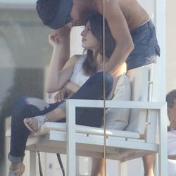 Mario Casas y María Valverde en un hotel de Barcelona