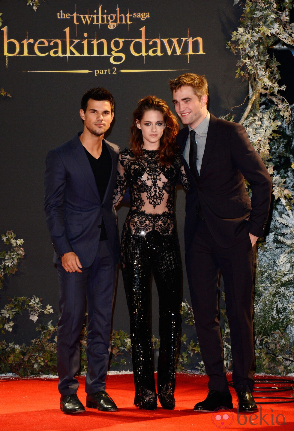 Taylor Lautner, Kristen Stewart y Robert Pattinson estrenan 'Amanecer. Parte 2' en Londres