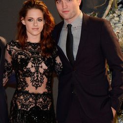 Kristen Stewart y Robert Pattinson estrenan 'Amanecer. Parte 2' en Londres