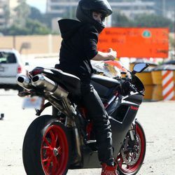 Justin Bieber montado en su Ducati