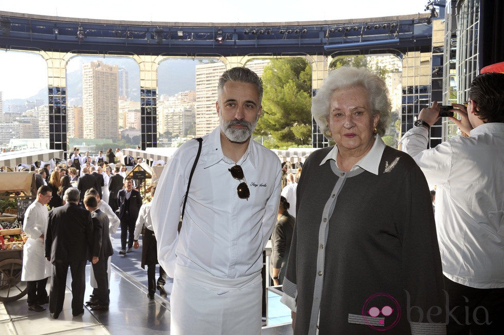 Sergi Arola y la Infanta Pilar en el XV aniversario del restaurante 'Louis XV' de Mónaco