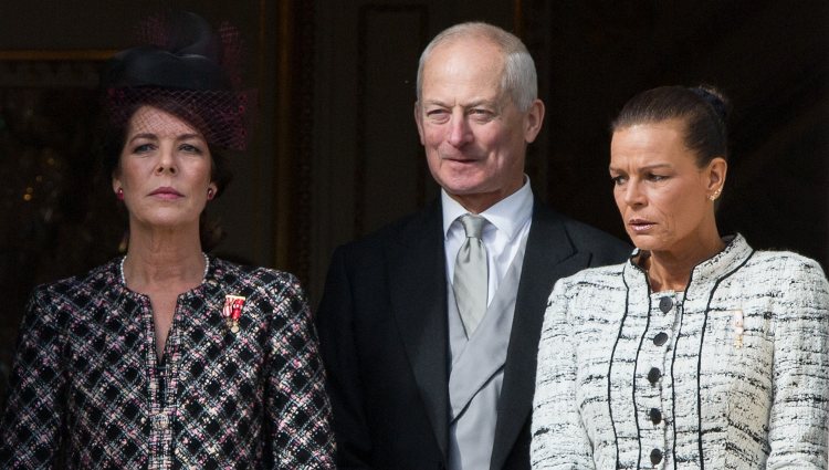 Carolina y Estefanía de Mónaco con Hans Adam de Liechtenstein en el Día Nacional de Mónaco 2012