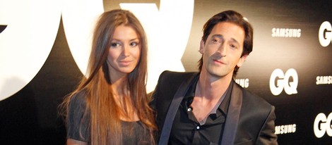 Adrien Brody y Lara Lieto en los Premios GQ Hombres del Año 2012