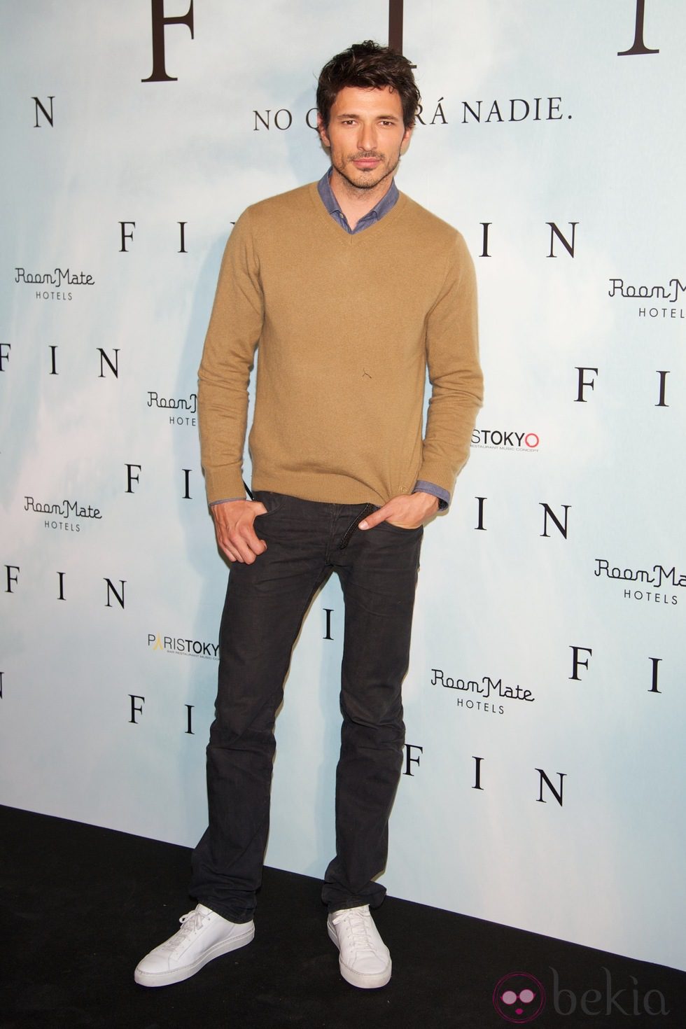 Andrés Velencoso en el photocall de 'Fin' en Madrid