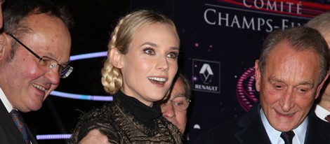 Diane Kruger enciende las luces de Navidad de los Campos Elíseos de París