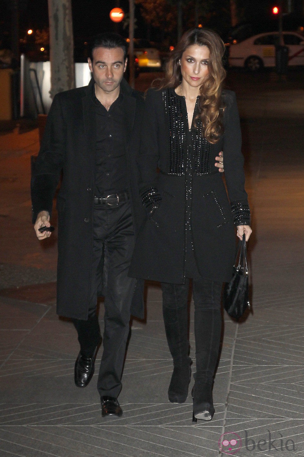 Enrique Ponce y Paloma Cuevas en el funeral de Federico Trenor