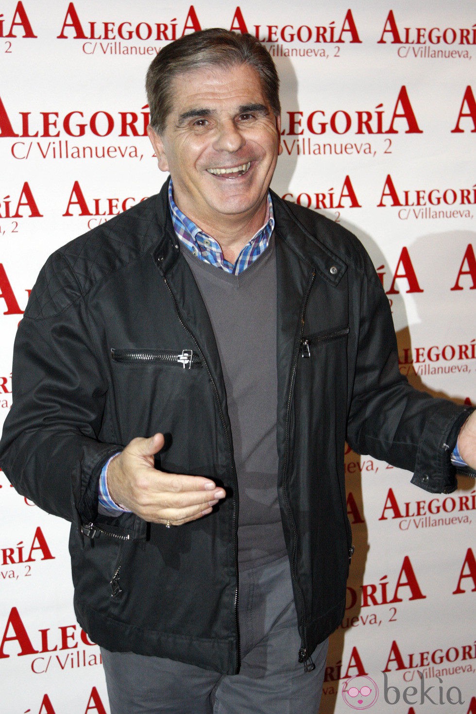 Pedro Ruiz en la presentación de Celia Flores 'En una calle blanca'