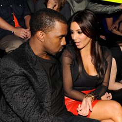 Kim Kardashian y Kayne West juntos en las actuaciones de 'The X Factor'