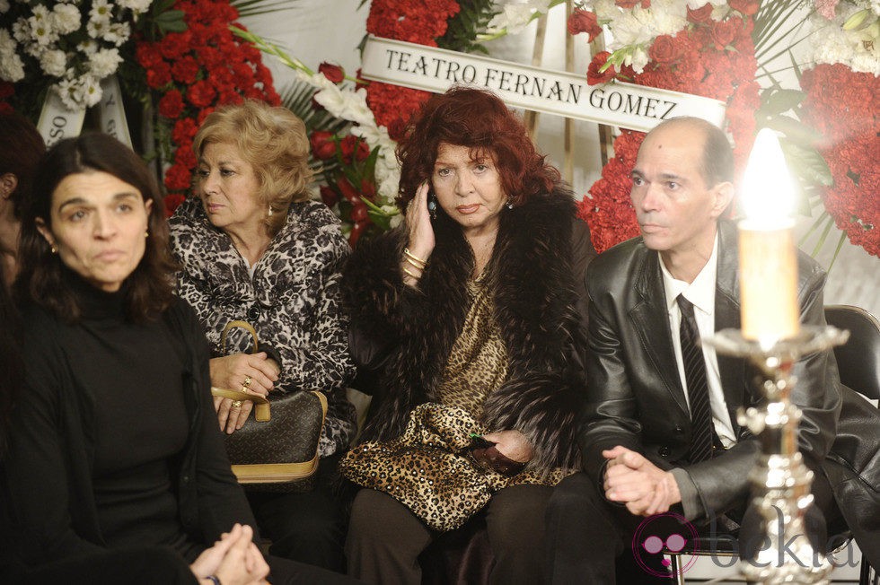 Sara Montiel en el funeral de Tony Leblanc