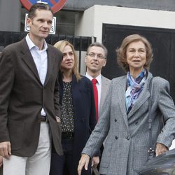 Iñaki Urdangarín, la Infanta Cristina y la Reina Sofía visitan al Rey Juan Carlos en el hospital