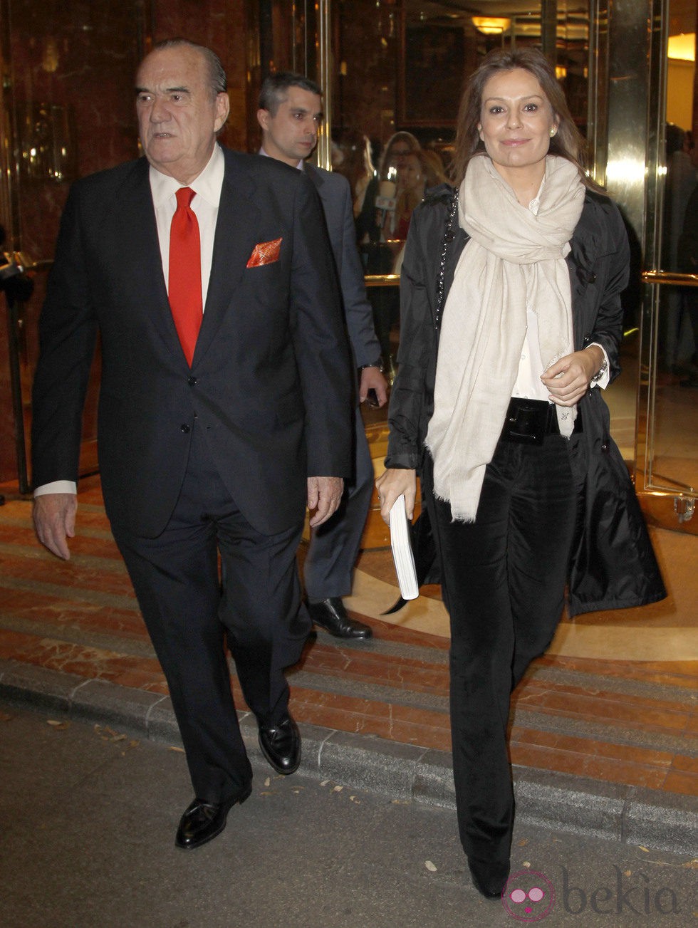 Fernando Fernández Tapias y Nuria González en la presentación de las memorias de José María Aznar