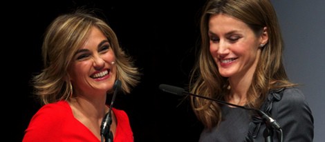 La Princesa Letizia y Lourdes Maldonado en la entrega de los Premios Magisterio