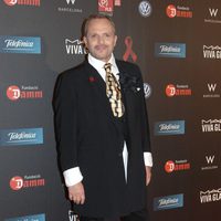 Miguel Bosé en la gala contra el Sida 2012 de Barcelona