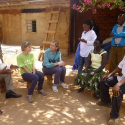 La Infanta Cristina visita los proyectos de la Fundación La Caixa en Tanzania