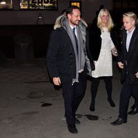 Haakon y Mette-Marit de Noruega con Marius en el concierto en honor al Premio Nobel de la Paz 2012