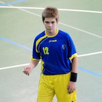 Juan Urdangarín jugando un partido de balonmano