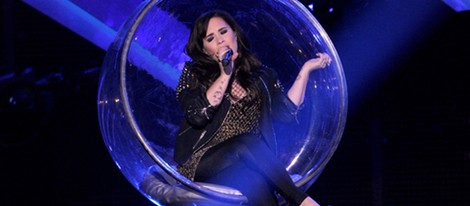 Demi Lovato actuando en la gala VH1 Divas 2012