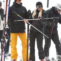 Paris Hilton y River Viiperi disfrutan de una jornada en la nieve en Colorado