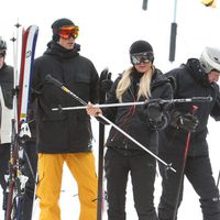 Paris Hilton y River Viiperi disfrutan de una jornada en la nieve en Colorado 