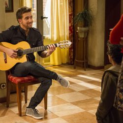 Pablo Alborán realiza un 'cameo' en la serie Aída