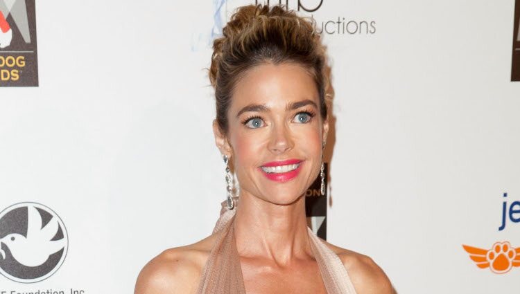 La actriz Denise Richards