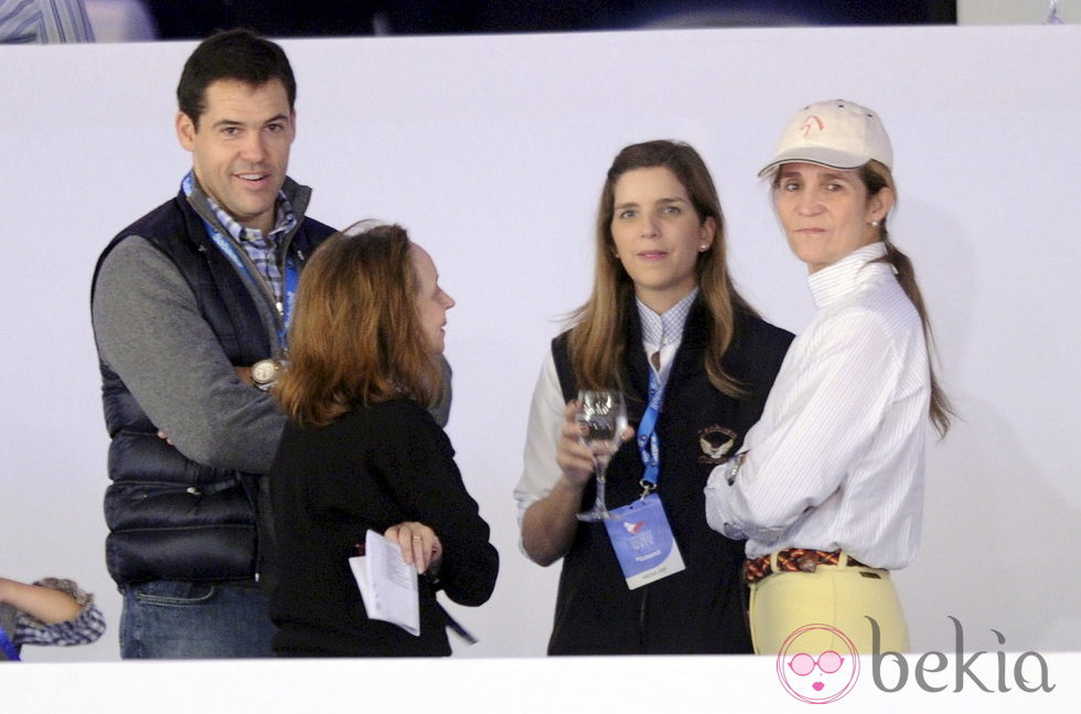 Luis Alfonso de Borbón, Margarita Vargas y la Infanta Elena en la Madrid Horse Week 2012