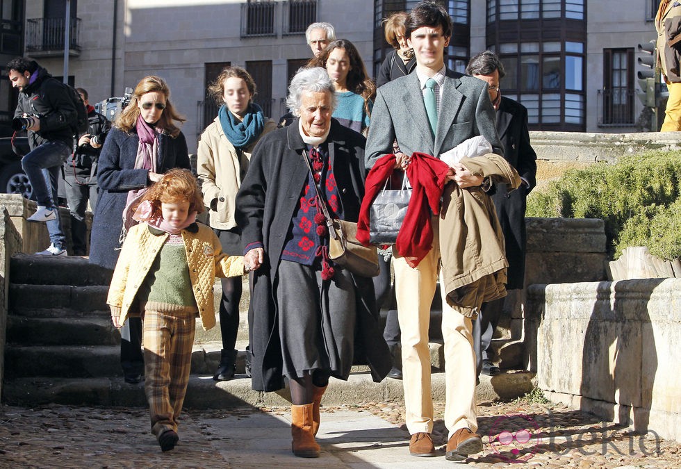 La Condesa viuda de Ripalda en el funeral anual en memoria de Amalio de Marichalar