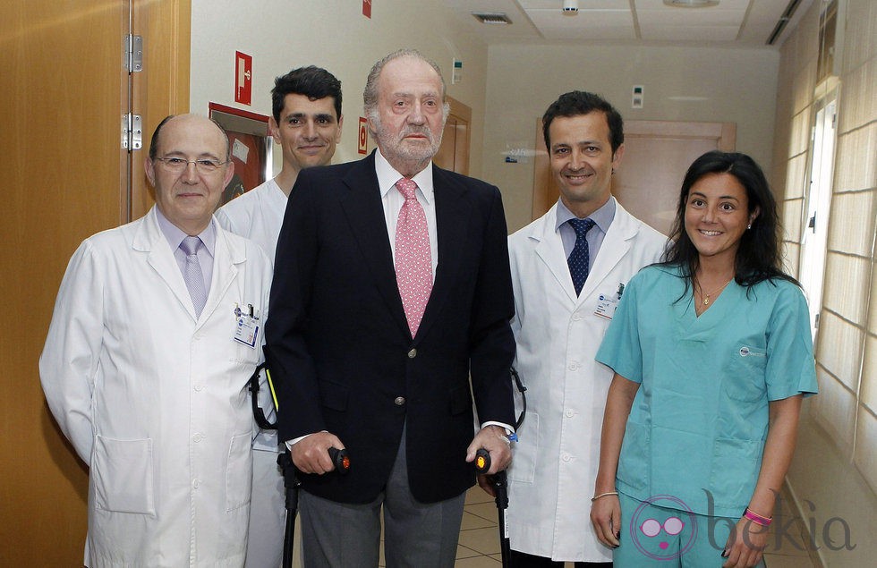 El Rey Juan Carlos junto al doctor Ángel Villamor