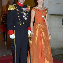 Federico y Mary de Dinamarca en la cena de gala de Año Nuevo