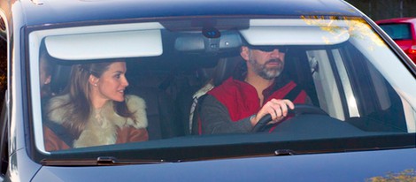 Los Príncipes Felipe y Letizia pasan la tarde de Reyes en casa de Jesús Ortiz