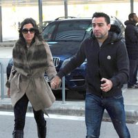 Xavi Hernández en el aeropuerto de Barcelona rumbo a la entrega del Balón de Oro 2012