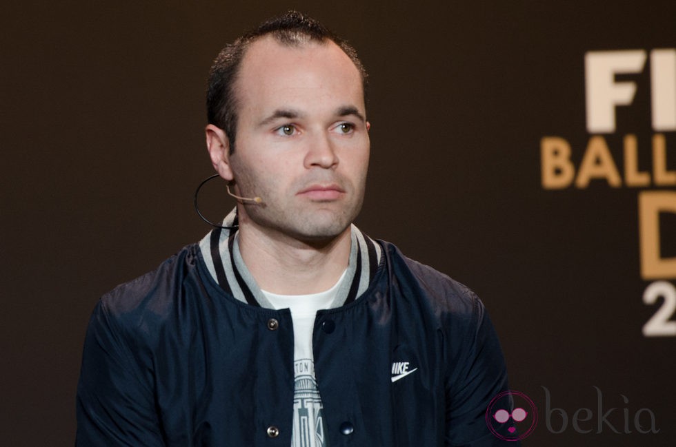 Andrés Iniesta en la rueda de prensa del Balón de Oro 2012