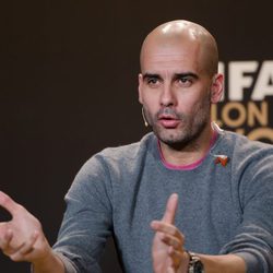 Pep Guardiola en la rueda de prensa del Balón de Oro 2012