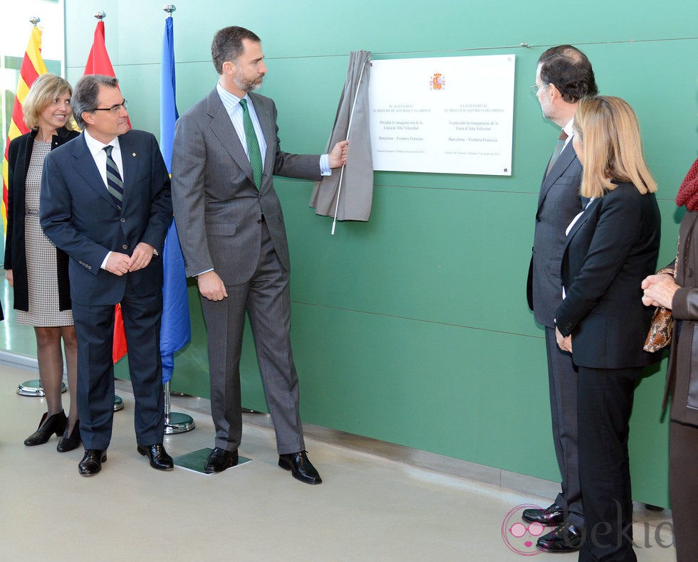 Artur Mas, el Príncipe de Asturias, Mariano Rajoy y Ana Pastor en la inauguración del AVE Barcelona-Frontera Francesa