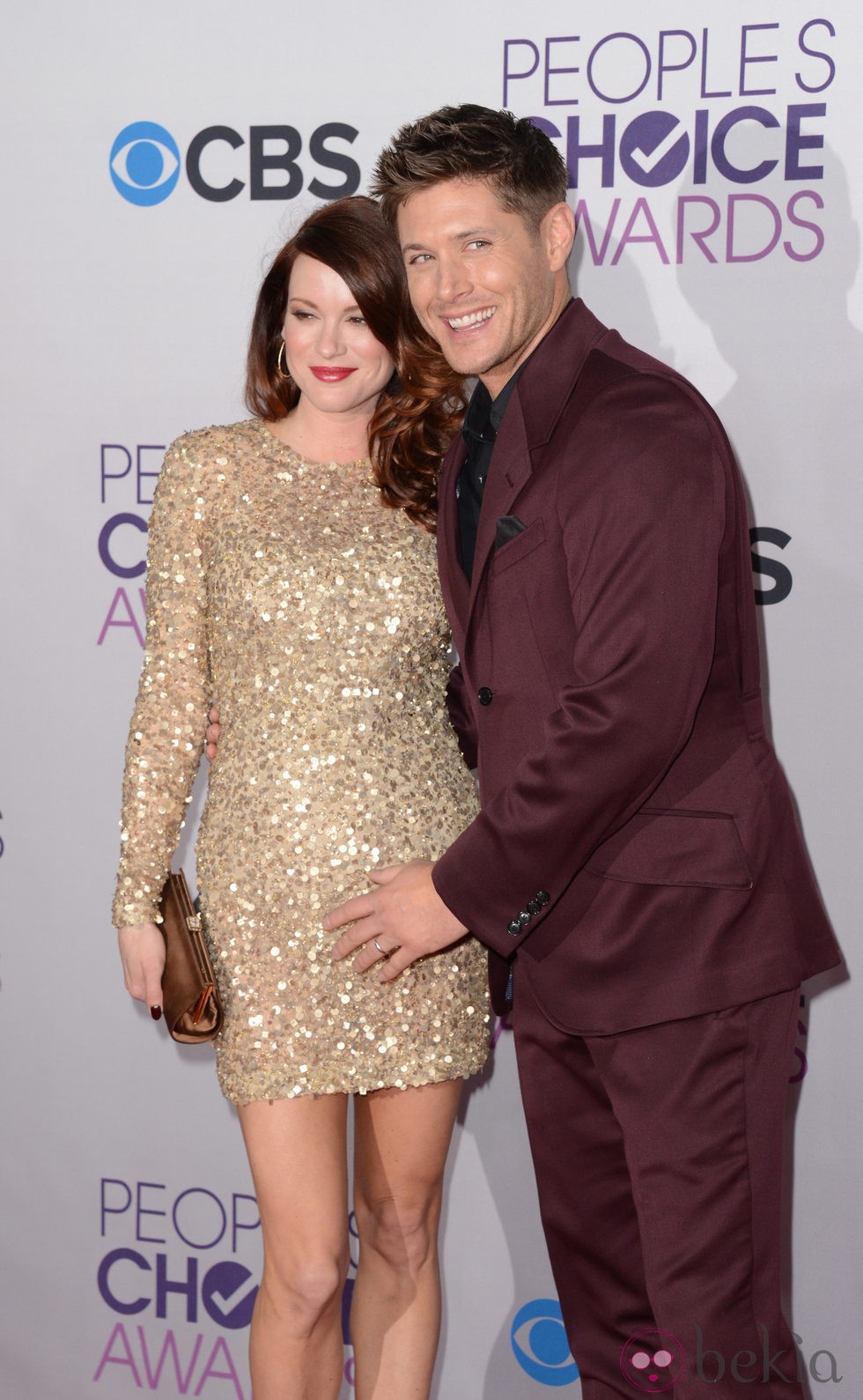 Jensen Ackles y Danneel Harris presumen de embarazo en los People's Choice Awards 2013