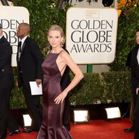 Taylor Swift en la alfombra roja de los Globos de Oro 2013