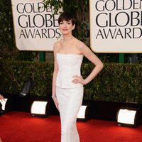 Anne Hathaway en los Globos de Oro 2013