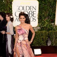 Halle Berry en la alfombra roja de los Globos de Oro 2013