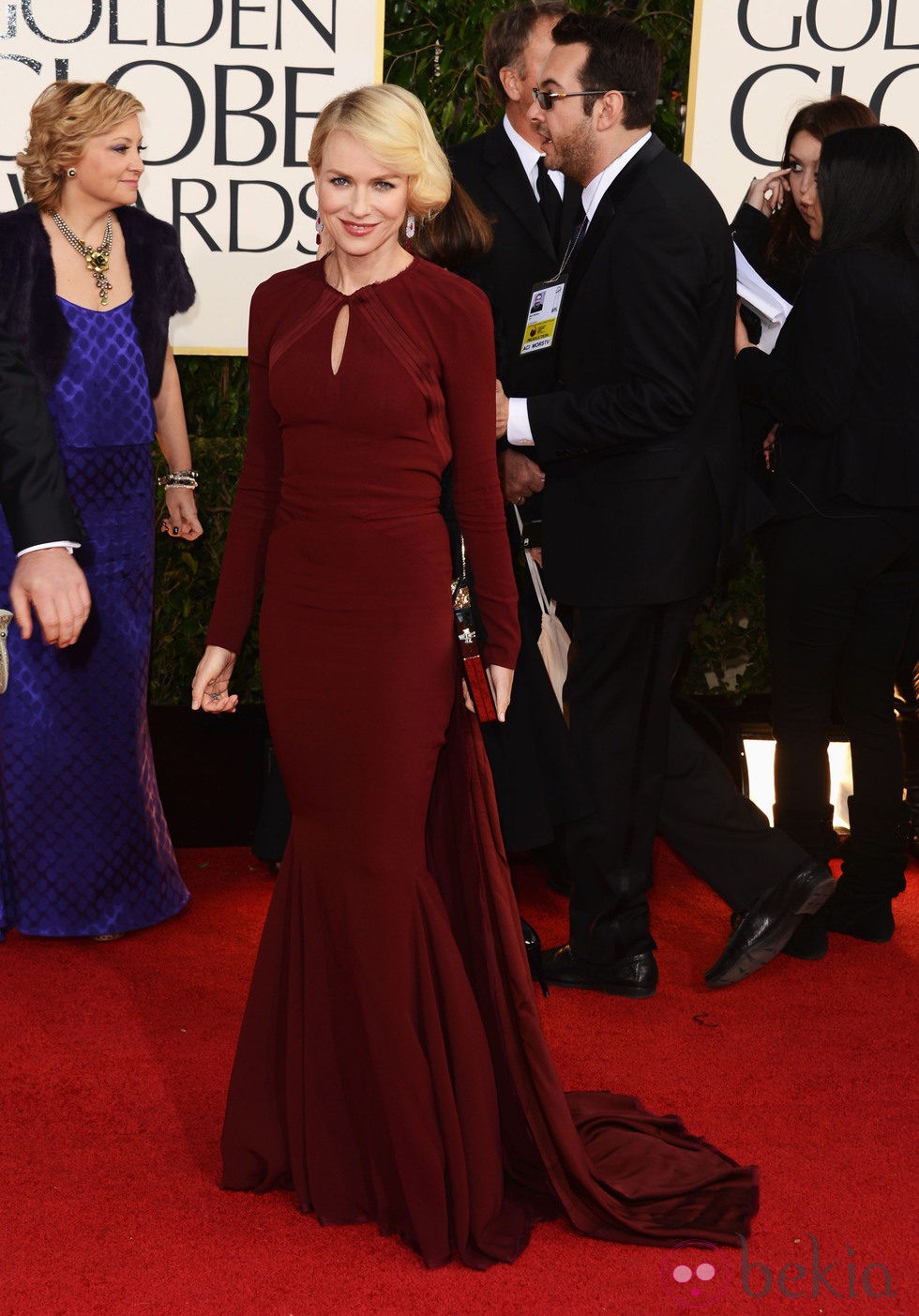 Naomi Watts en la alfombra roja de los Globos de Oro 2013