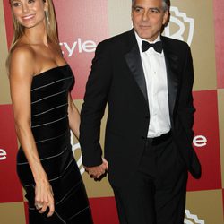 George Clooney y Stacy Keibler en la fiesta InStyle tras los Globos de Oro 2013