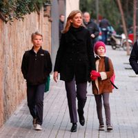 La Infanta Cristina con sus hijos Juan, Miguel e Irene Urdangarín